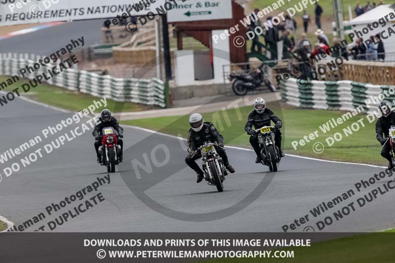 Vintage motorcycle club;eventdigitalimages;mallory park;mallory park trackday photographs;no limits trackdays;peter wileman photography;trackday digital images;trackday photos;vmcc festival 1000 bikes photographs